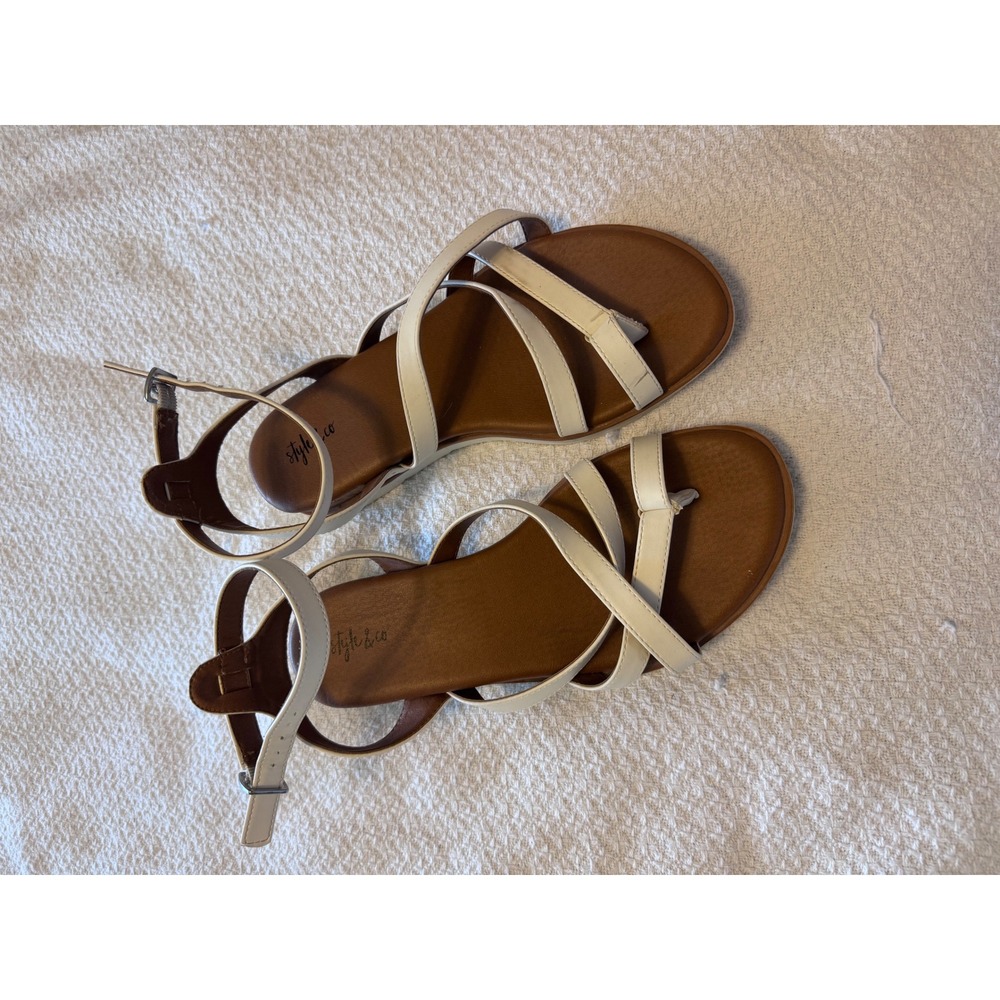 Style & Co Womens Strappy Sandals Off White Cream Toe Loop Ankle Strap Size 8.5M